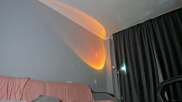 emy lovee online show from February 15, 1:46 am