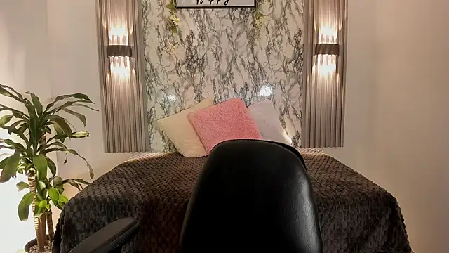 Snapshot of ChloeeMasonn chatting on May 7, 11:04 am ChloeeMasonn online show from May 7, 11:04 am