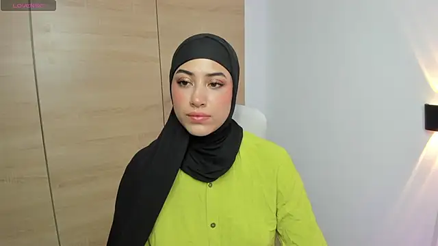 LAY LA  online show from February 12, 8:59 pm