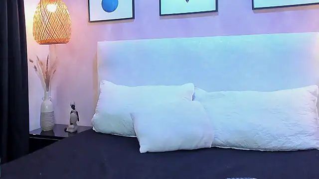 Piinksoul149 online show from April 29, 3:43 am