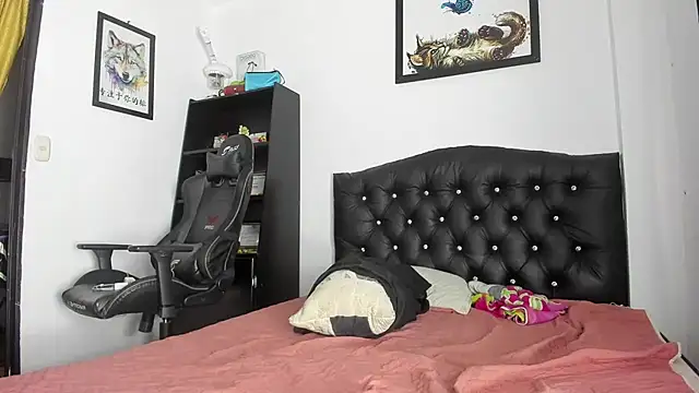 antonella  max online show from May 15, 11:01 pm