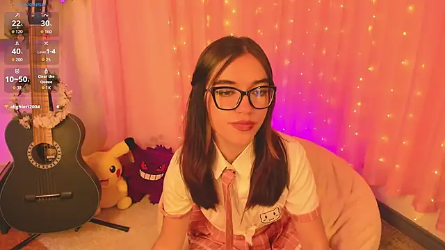 Snapshot of MaJo_Prettty chatting on April 13, 5:40 pm MaJo Prettty online show from April 13, 5:40 pm