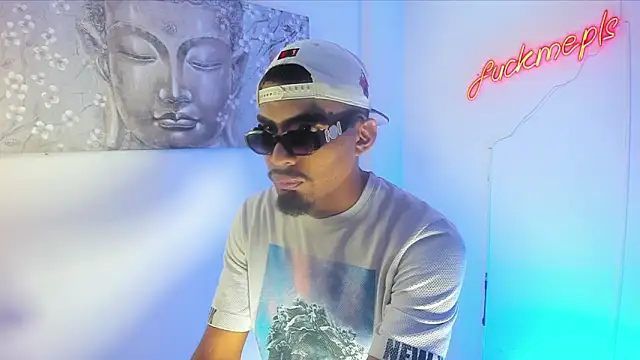 Snapshot of Rpoolrboy chatting on June 2, 4:47 am Rpoolrboy online show from June 2, 4:47 am