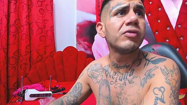 allison max tattoo online show from February 11, 1:32 am