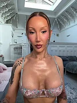 Snapshot of Allana29 chatting on July 15, 7:30 pm Allana29 online show from July 15, 7:30 pm