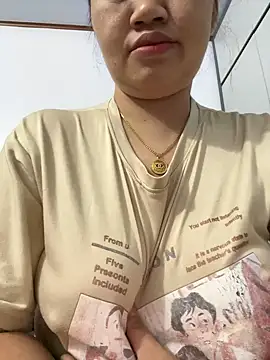 Puka2001 online show from March 9, 8:35 pm