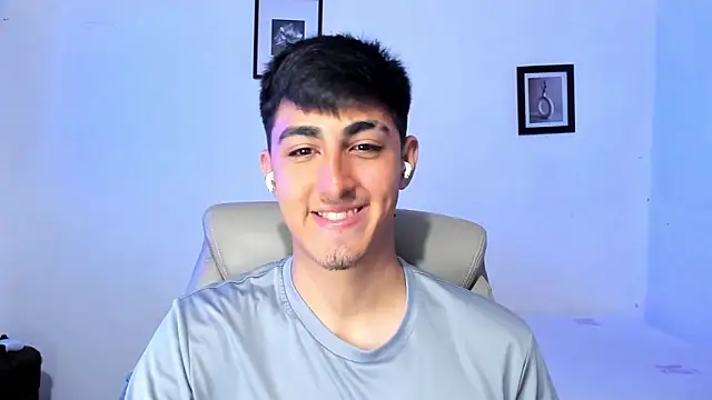 babyted272 online show from March 7, 5:15 am