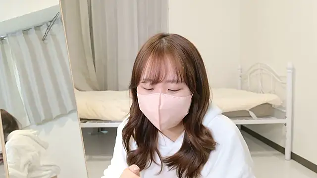 Snapshot of VIO_JP chatting on March 23, 7:45 am VIO JP online show from March 23, 7:45 am