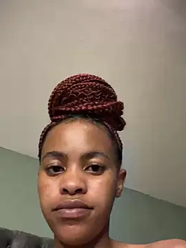 Snapshot of Hot_Mess18 chatting on February 6, 7:50 pm Hot Mess18 online show from February 6, 7:50 pm