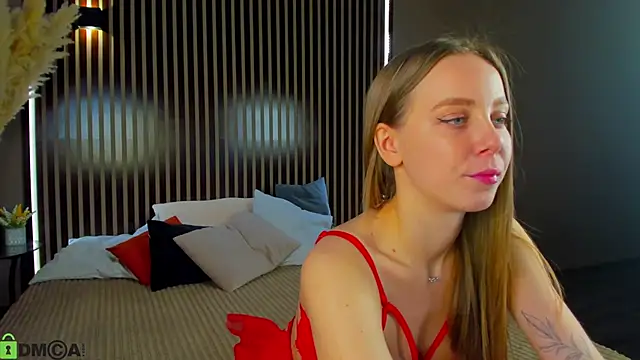 Tesssa Young online show from February 18, 12:17 am