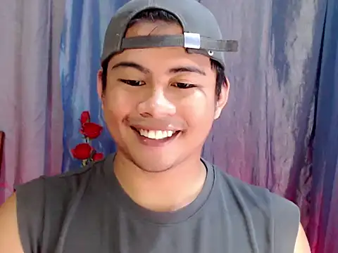 Snapshot of beraldick chatting on June 10, 1:43 pm beraldick online show from June 10, 1:43 pm