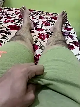 Snapshot of DrinkMeIn chatting on March 23, 9:13 am DrinkMeIn online show from March 23, 9:13 am