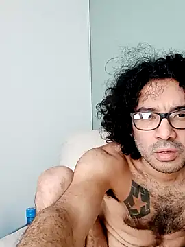 Batou1683 online show from February 21, 10:16 am