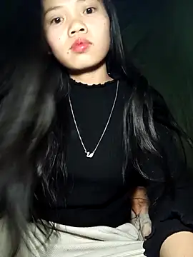 derylove  online show from March 7, 3:09 pm