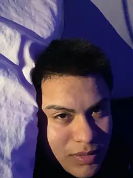 andresmahecha777 online show from March 13, 3:57 am