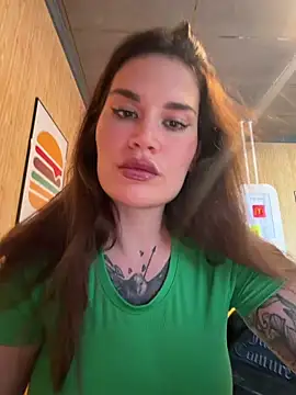 TattooGirlAlia online show from December 19, 12:56 pm