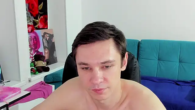 Snapshot of Alexmansuper chatting on February 20, 1:02 am Alexmansuper online show from February 20, 1:02 am