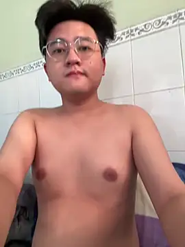 Snapshot of Kami_Kazo chatting on June 18, 12:11 am Kami Kazo online show from June 18, 12:11 am