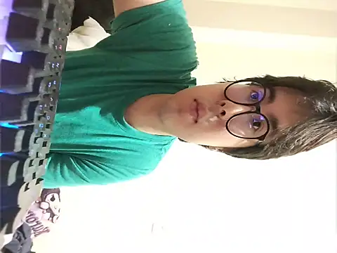HeyImDante online show from May 5, 6:43 am