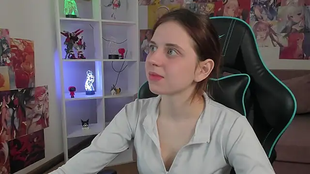 FreyaVey online show from March 1, 5:42 am