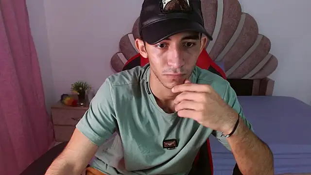 Caius fox online show from February 8, 11:24 am