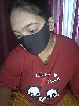 Snapshot of Ms-Nusrat chatting on February 16, 10:33 am Ms-Nusrat online show from February 16, 10:33 am