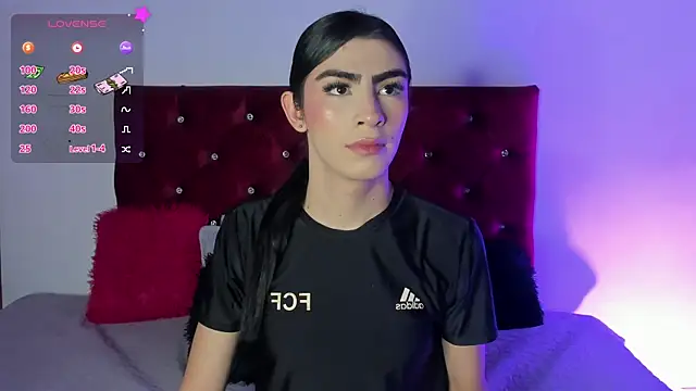 Isabella Moon9 online show from July 2, 11:38 am