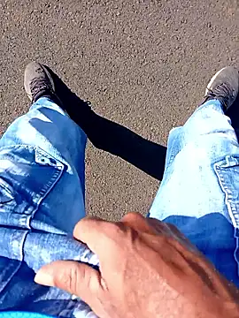 Snapshot of negrim10 chatting on February 16, 12:34 pm negrim10 online show from February 16, 12:34 pm