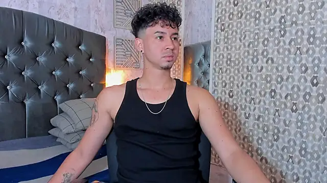 iam logan online show from February 11, 4:28 am