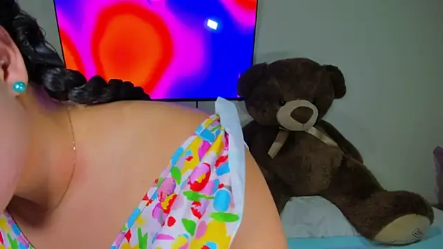 Alessandra 01 online show from June 20, 9:12 am