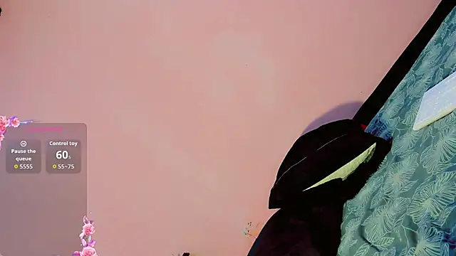 Snapshot of zoe_rous2 chatting on April 8, 12:16 pm zoe rous2 online show from April 8, 12:16 pm