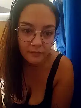 kuramaqueen online show from February 9, 2:15 am