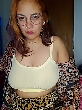 Snapshot of kuramaqueen chatting on July 7, 4:26 am kuramaqueen online show from July 7, 4:26 am