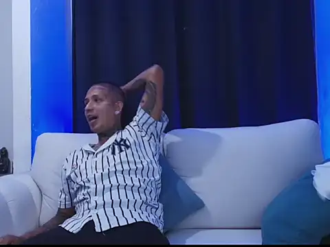 blackout9703 online show from February 11, 2:05 am