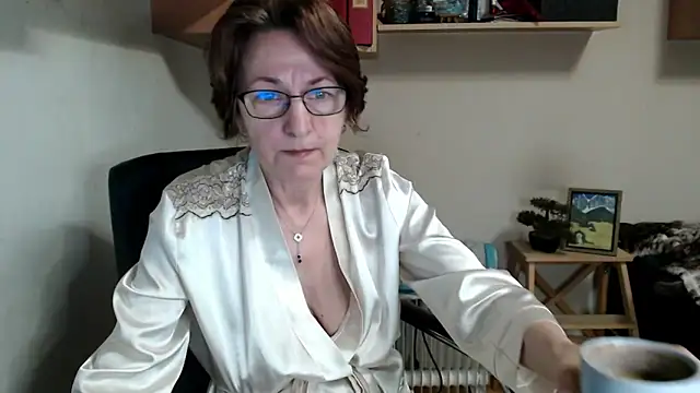Snapshot of katemodel chatting on May 7, 6:19 am katemodel online show from May 7, 6:19 am