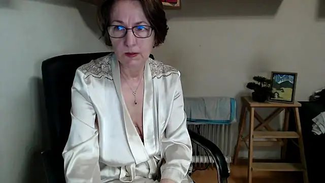 Snapshot of katemodel chatting on May 16, 6:54 am katemodel online show from May 16, 6:54 am