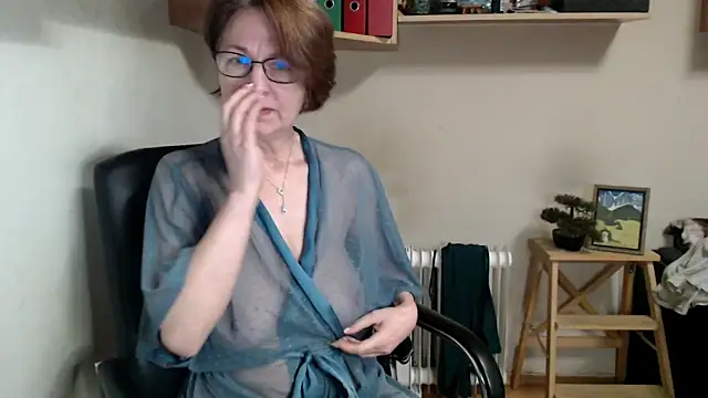 Snapshot of katemodel chatting on May 18, 7:47 am katemodel online show from May 18, 7:47 am