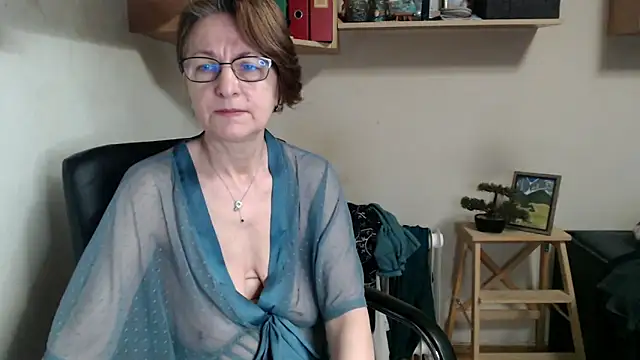 Snapshot of katemodel chatting on May 30, 6:54 am katemodel online show from May 30, 6:54 am