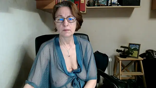 Snapshot of katemodel chatting on June 13, 6:22 am katemodel online show from June 13, 6:22 am