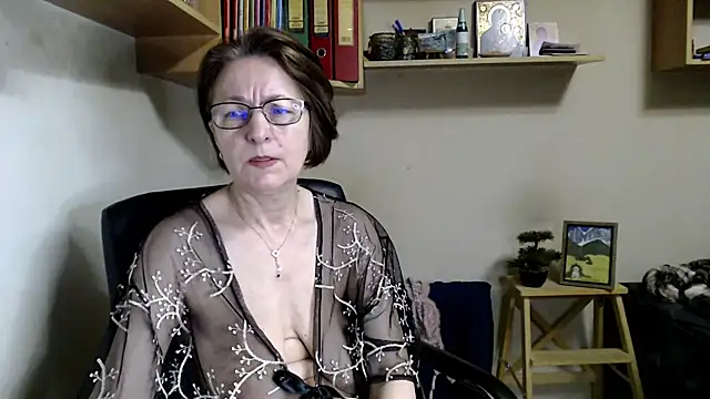 Snapshot of katemodel chatting on July 4, 3:35 am katemodel online show from July 4, 3:35 am
