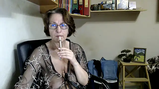 Snapshot of katemodel chatting on July 17, 7:59 am katemodel online show from July 17, 7:59 am