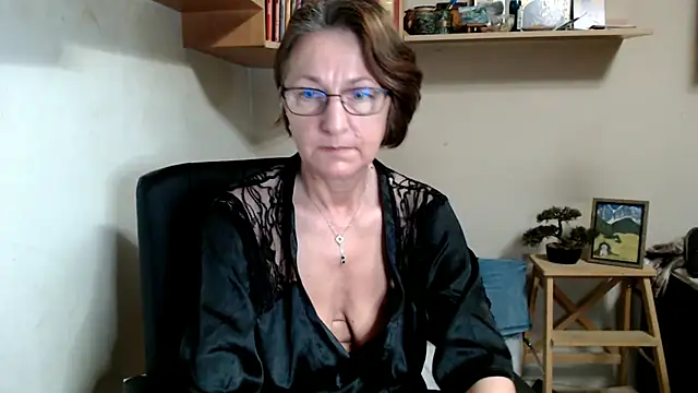Snapshot of katemodel chatting on July 21, 6:27 am katemodel online show from July 21, 6:27 am