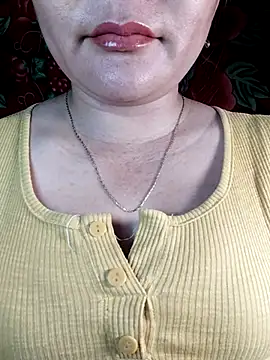 Reina Fcup01 online show from February 5, 5:56 am