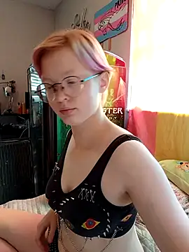 Snapshot of JennaFluid chatting on July 16, 9:32 pm JennaFluid online show from July 16, 9:32 pm