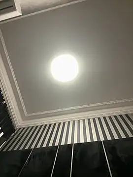 Snapshot of VyxenLissa chatting on March 22, 10:02 pm VyxenLissa online show from March 22, 10:02 pm