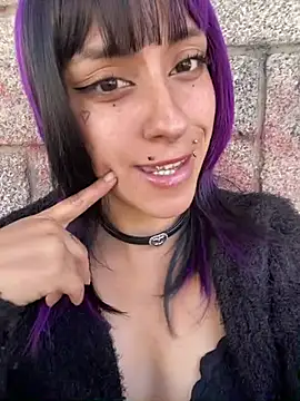 mimi miauu online show from March 31, 3:56 pm