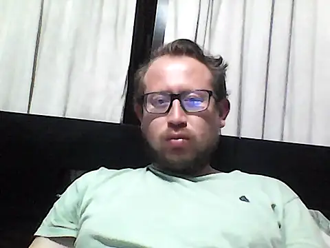 Snapshot of Ecuhot8976 chatting on July 4, 3:56 am Ecuhot8976 online show from July 4, 3:56 am