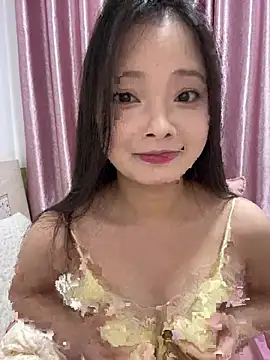 BIGBABYYEYE online show from June 24, 12:48 pm