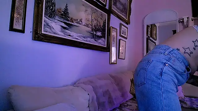 BobbyNSadie online show from February 18, 2:18 am