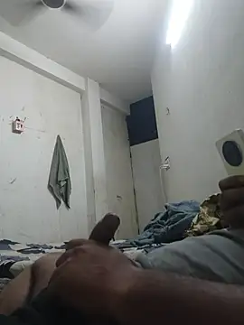 Snapshot of GTX-8194 chatting on March 2, 4:36 am GTX-8194 online show from March 2, 4:36 am